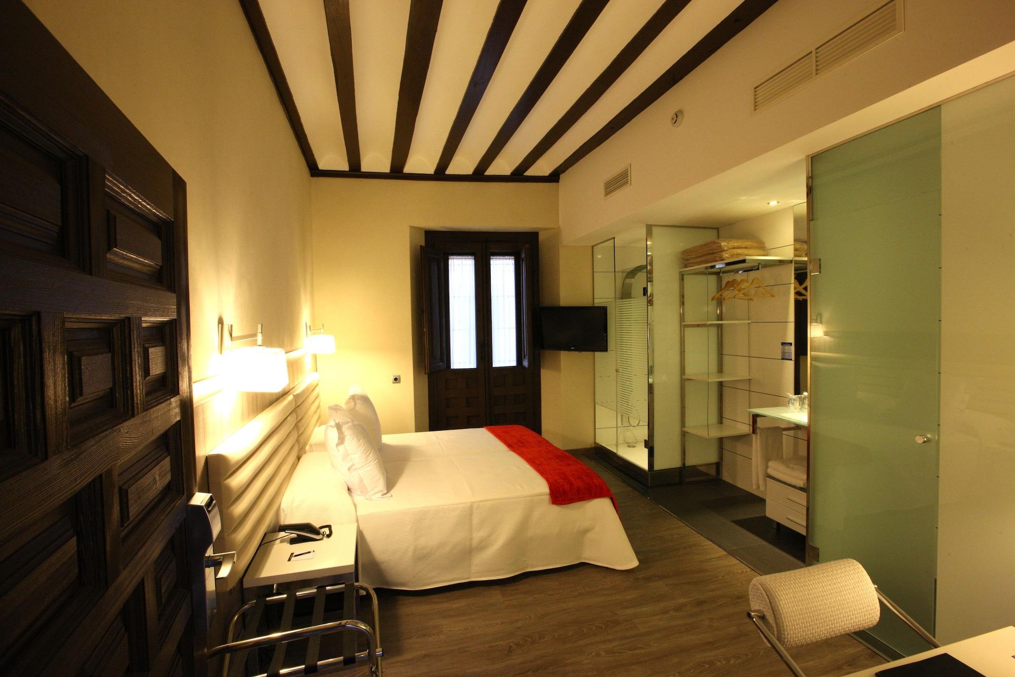Evenia Alcalá Boutique Hotel Alcalá de Henares Exterior foto