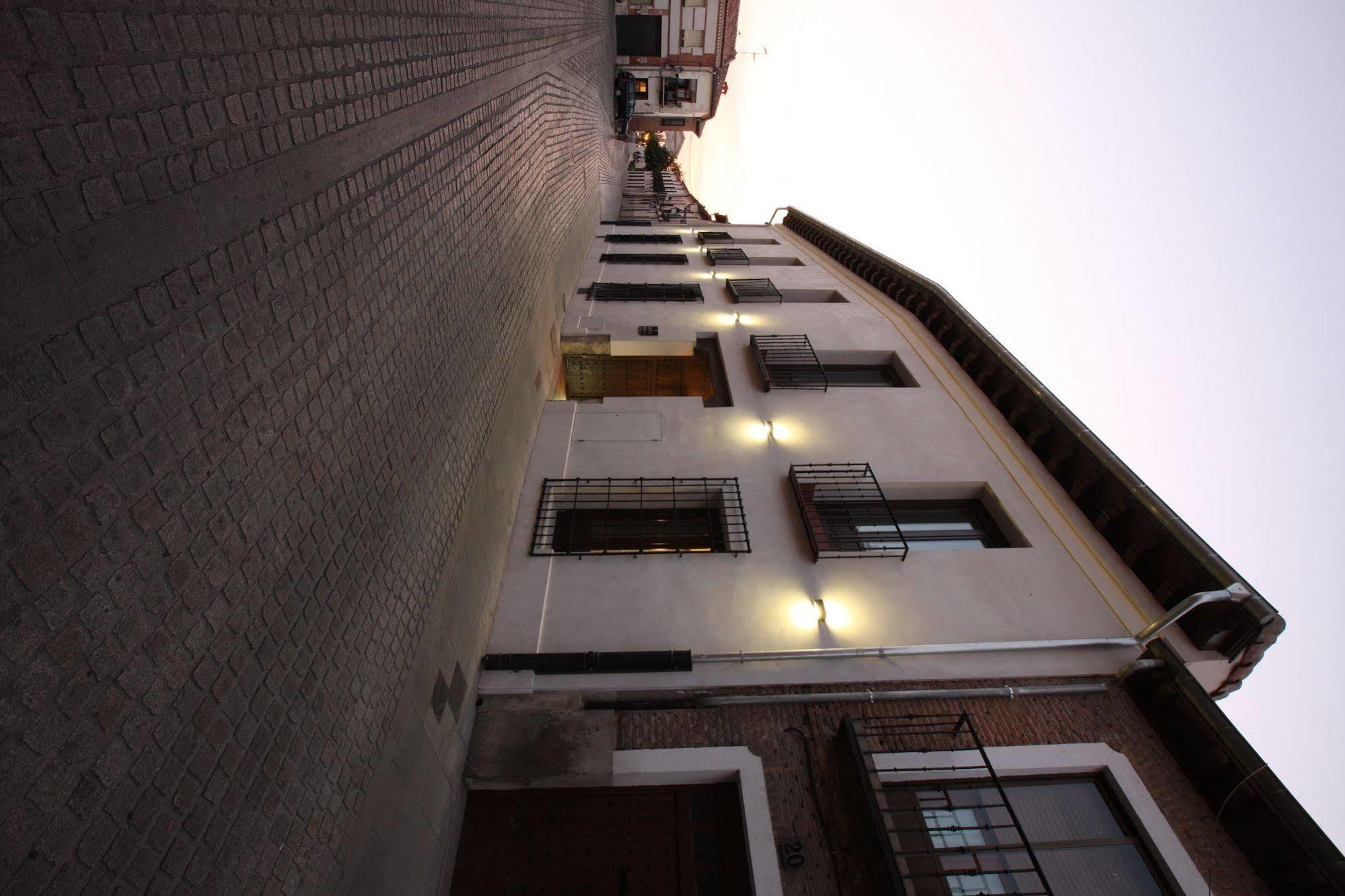 Evenia Alcalá Boutique Hotel Alcalá de Henares Exterior foto